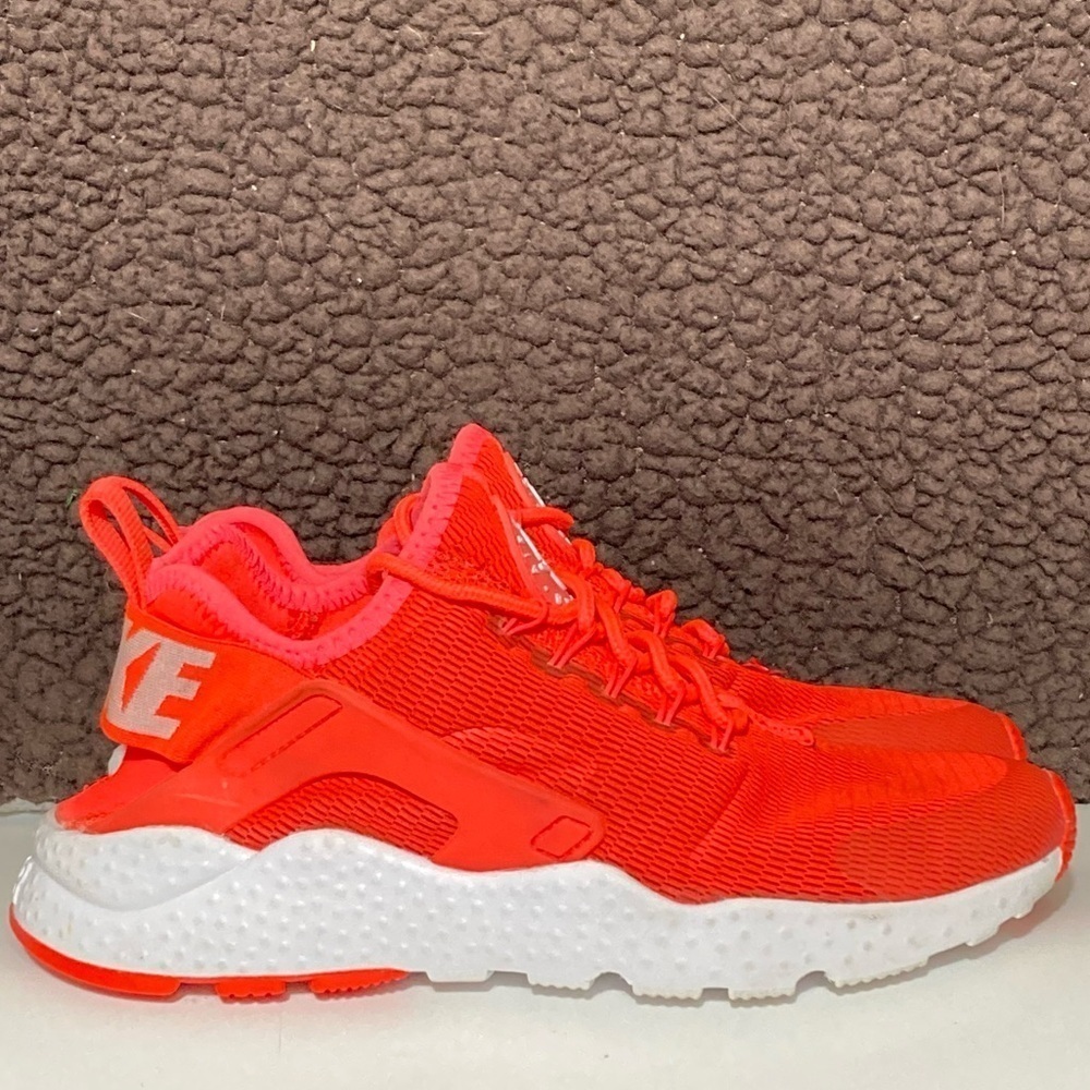 Nike Women’s Orange Sneakers